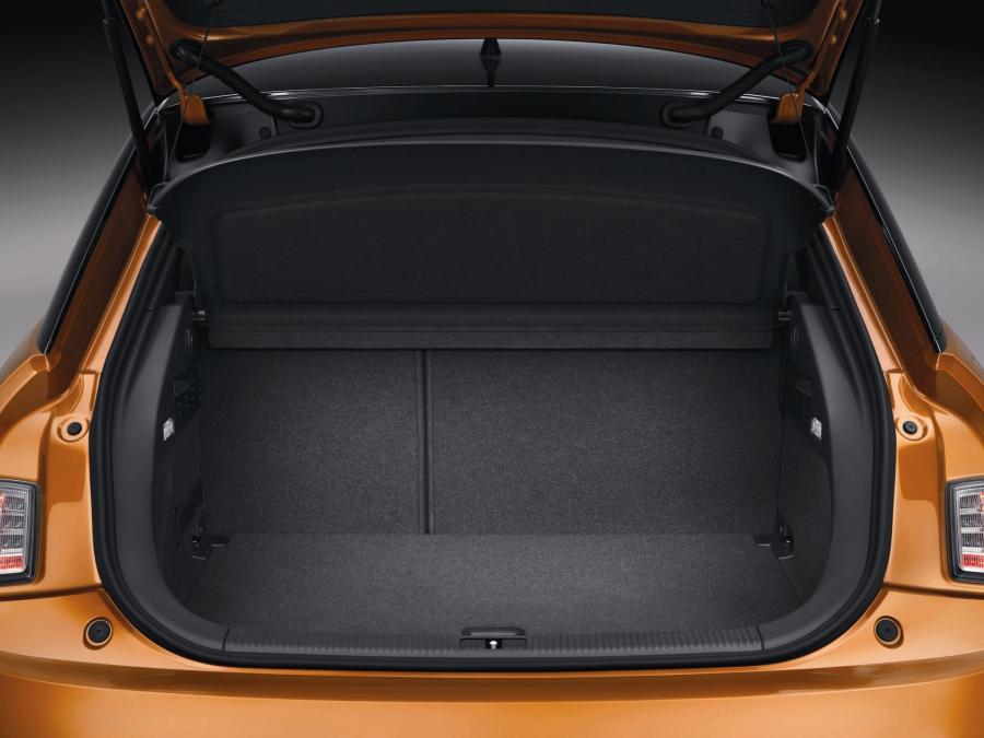 Багажник Audi A1 Sportback TFSI S-Line (8X) 2012 года  (WW) (фото 6 из 14)